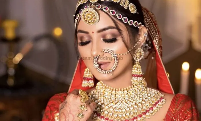 𝗕𝗹𝘂𝘀𝗵 𝗕𝘆 𝗦𝗮𝗸𝘀𝗵𝗶 𝗠𝗮𝗸𝗲𝗼𝘃𝗲𝗿𝘀